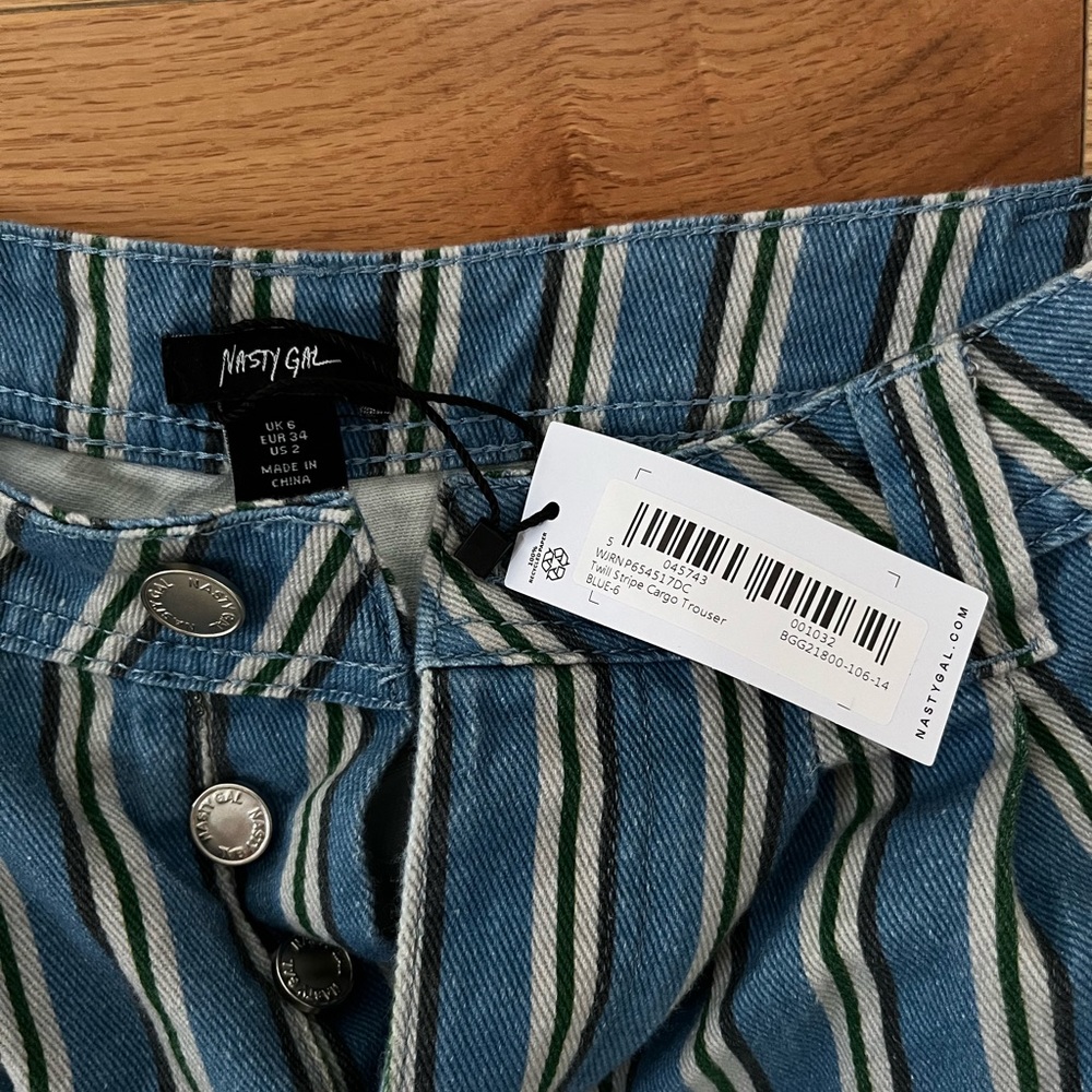 NASTY GAL CARGOS - Picture 2 of 3